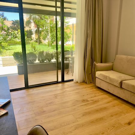 Elmar Comfort Vlorë Esterno foto