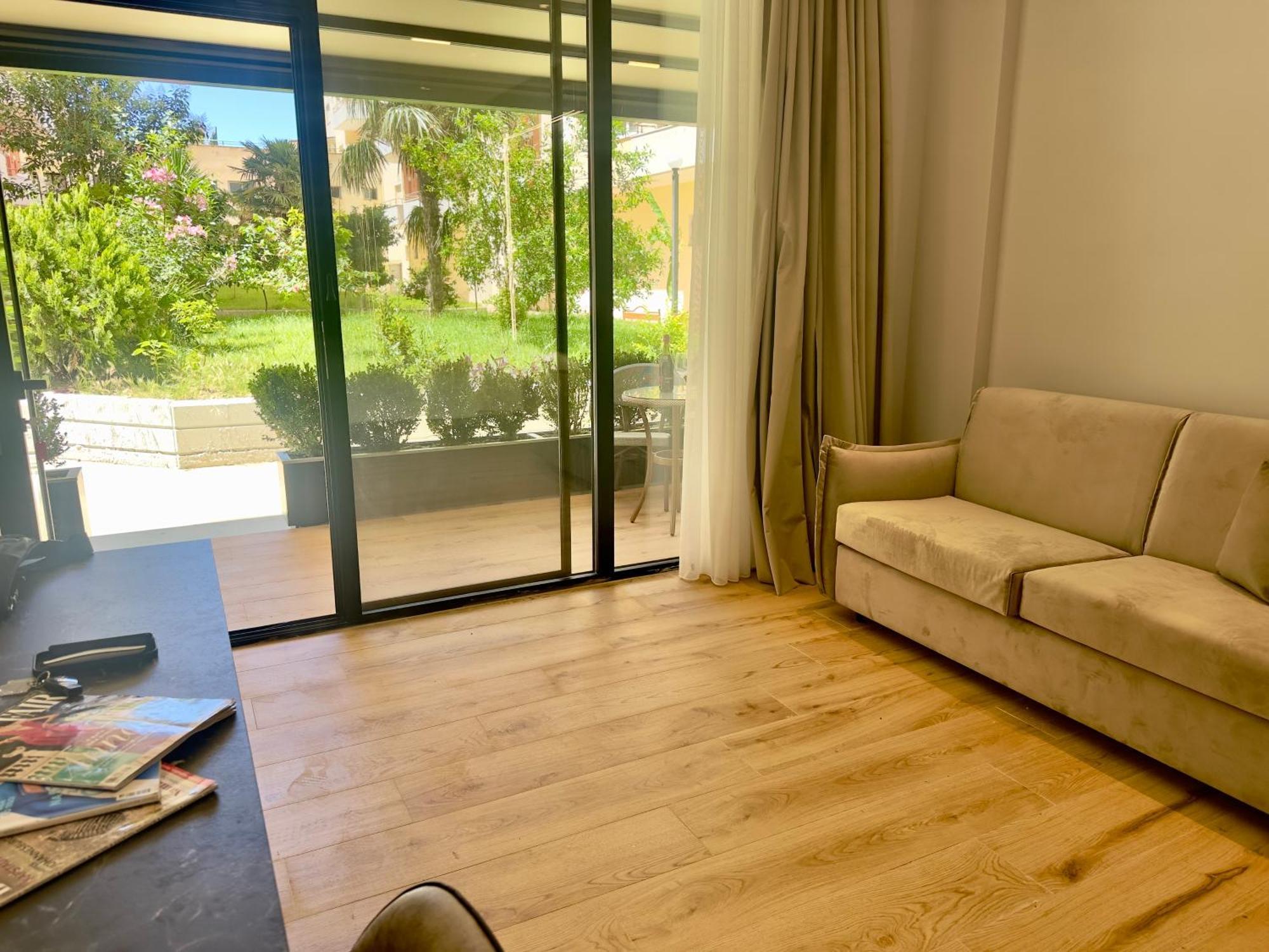Elmar Comfort Vlorë Esterno foto